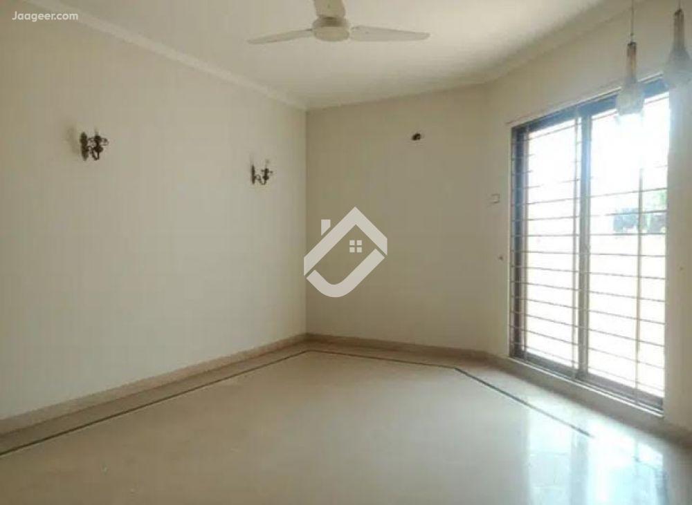 Kanal Upper Portion House For Rent In Dha Phase Lahore