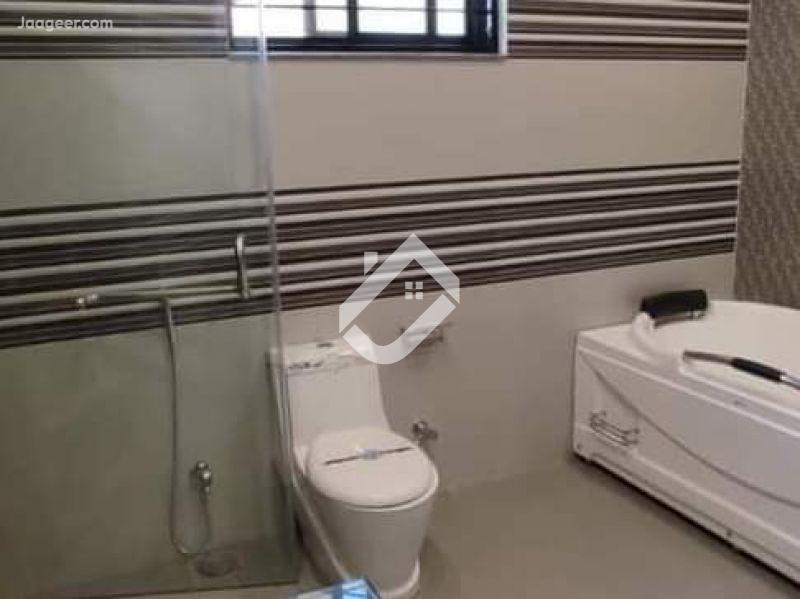 1 Kanal Beautiful Banglow Is Available For Sale In Valencia Town Lahore