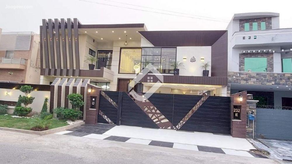 1 Kanal Beautiful House Is Available For Sale In Valencia Town Lahore