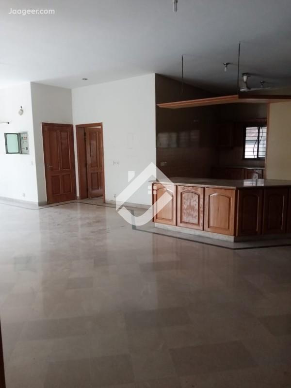 1 Kanal Uper Portion House Is Available For Rent In Main Boulevard