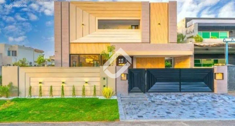 View  1 Kanal Triple Storey House For Sale In DHA Phase 6 in DHA Phase 6, Lahore