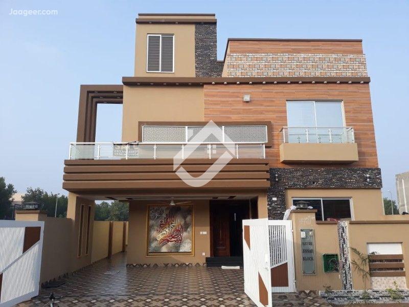 View  10 Marla Beautiful Double Storey House Is Available For Sale In Bahria Town in Bahria Town, Lahore