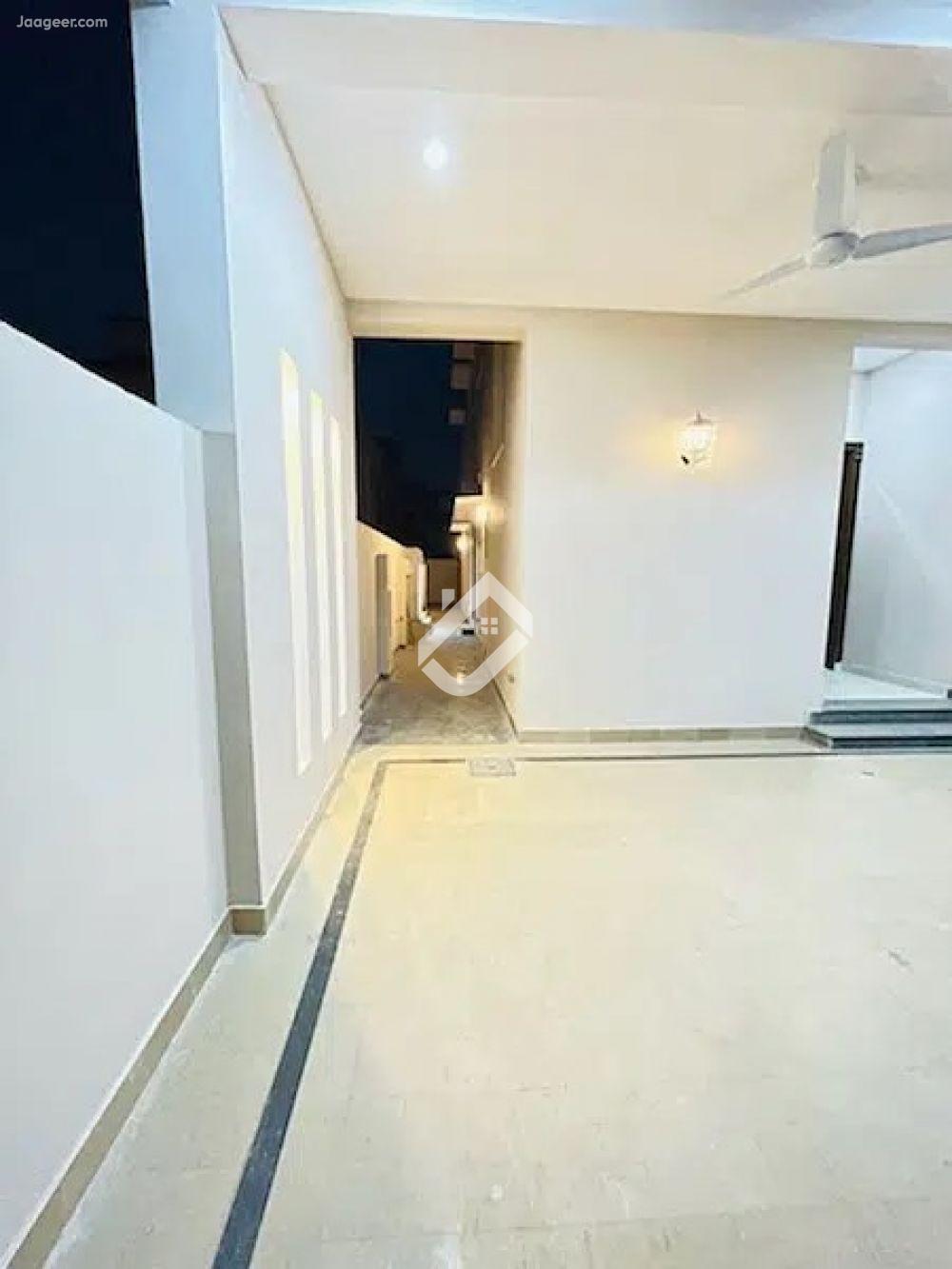 10 Marla Beautiful Double Storey House Is Available For Sale In Lake