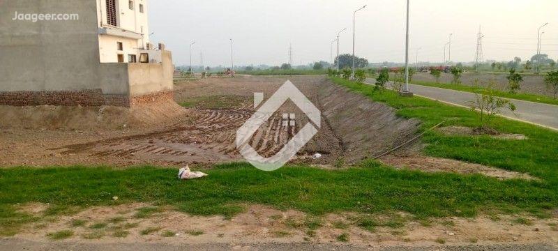 View  10 Marla Residential Plot Is Available For Sale In Park View City in Park View City, Lahore