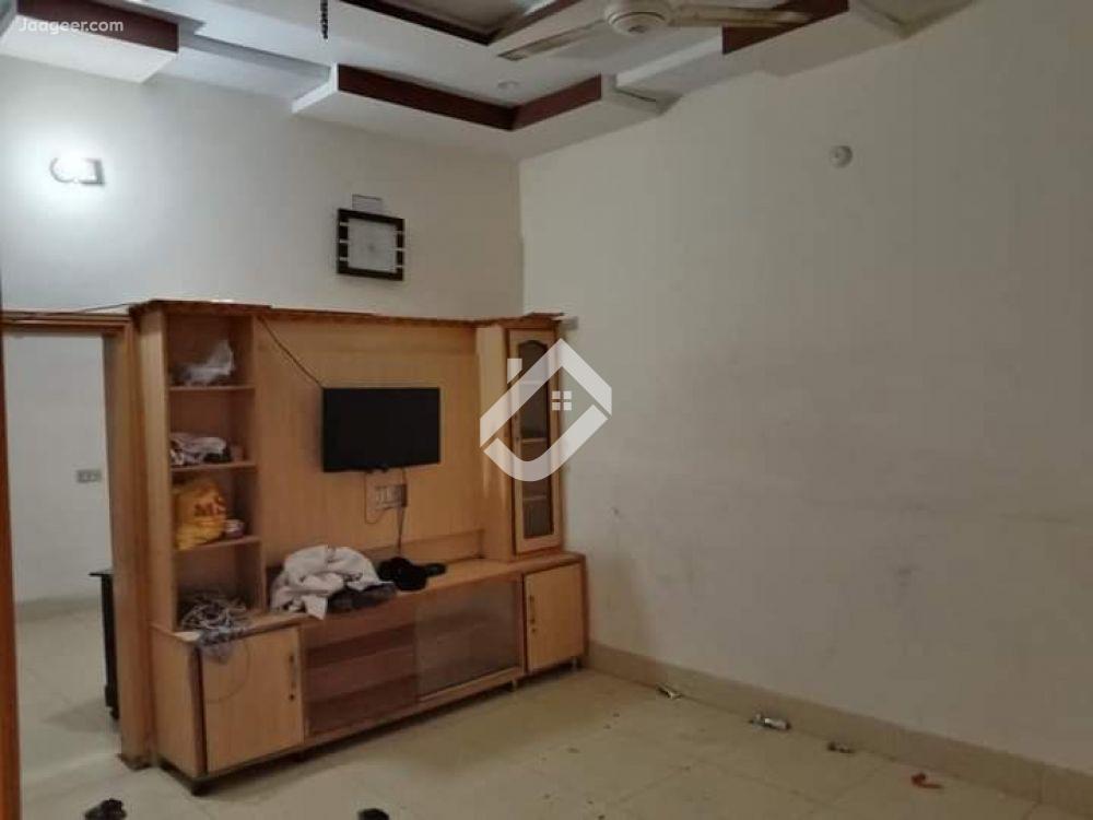 View  10 Marla Upper Portion House For Rent At Queens Road in Queens Road, Sargodha