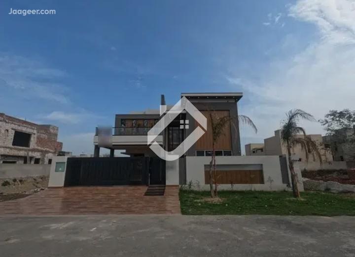 View  1 Kanal Double Storey House For Sale In DHA Phase 7 Block R in DHA Phase 7, Lahore