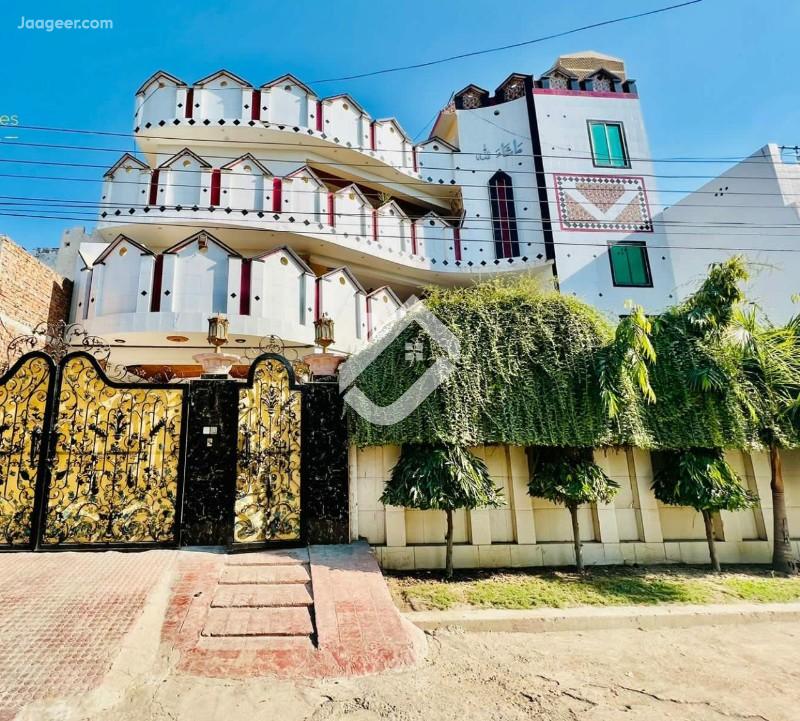 View  1 Kanal Triple Storey luxurious House For Sale In Aziz Bhatti Town in Aziz Bhatti Town, Sargodha