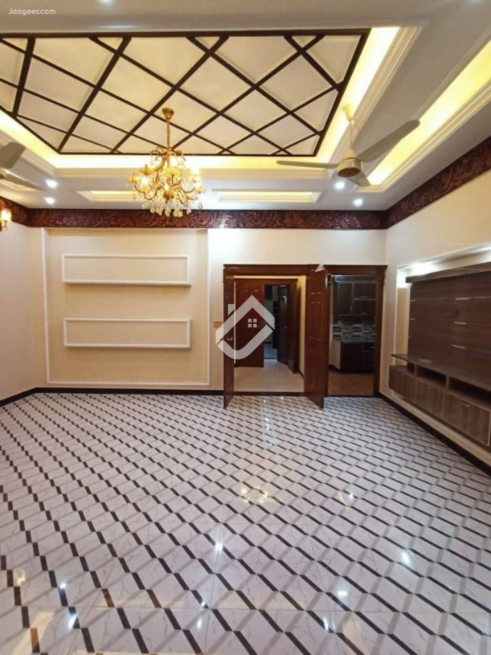 View  10 Marla Double Storey House For Sale In Gulberg Town in Gulberg Town, Sheikhupura