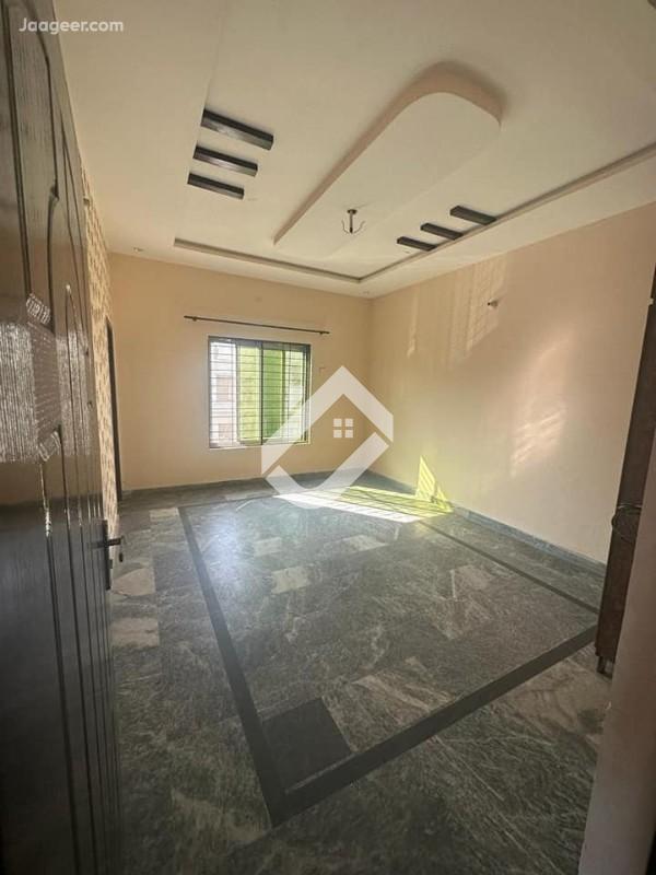 View  10 Marla Upper Portion House For Rent In Central Park Main Ferozpur Road in Central Park, Lahore