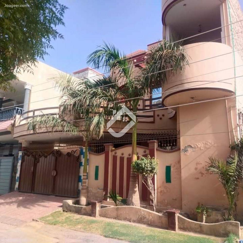 View  11 Marla Double Storey House Is For Sale In Abbasia Town in Abbasia Town, Rahim Yar Khan