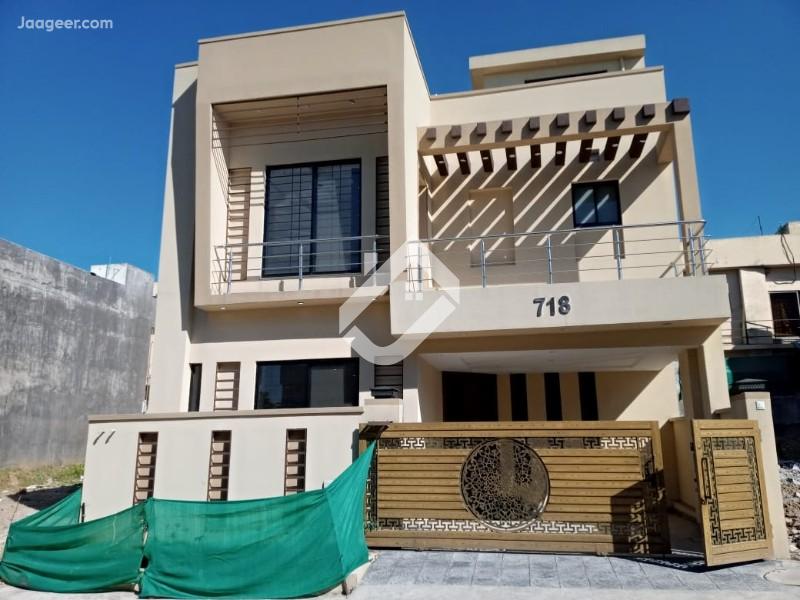 View  7 Marla Double Storey House For Sale In Bahria Town Phase-8 F1-Phase in Bahria Town Phase-8, Rawalpindi