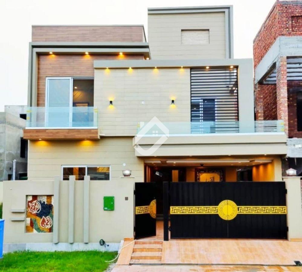 View  8 Marla Beautiful Double Storey House For Sale In Bahria Nasheman in Bahria Nasheman, Lahore