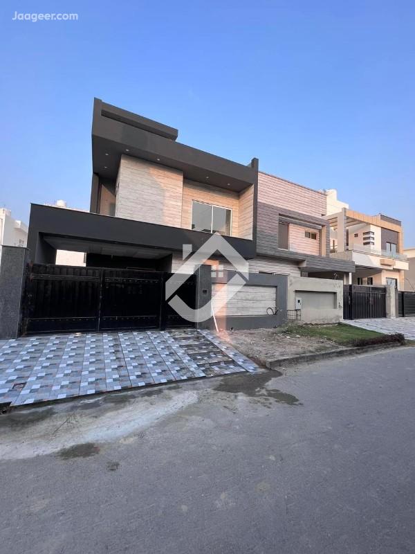View  10 Marla Double Storey House For Sale In Lake City  in Lake City, Lahore