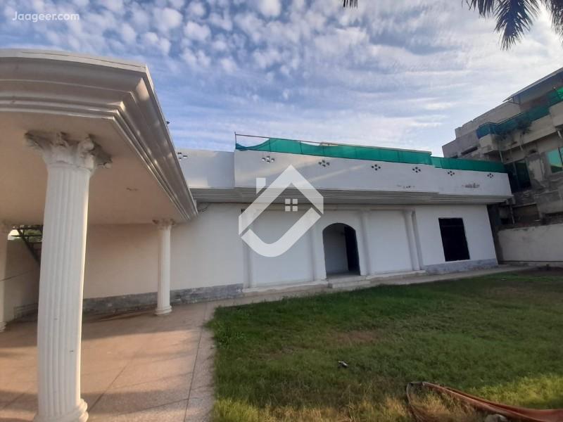 View  33 Marla Double Storey Commercial House For Rent At University Road in University Road, Sargodha