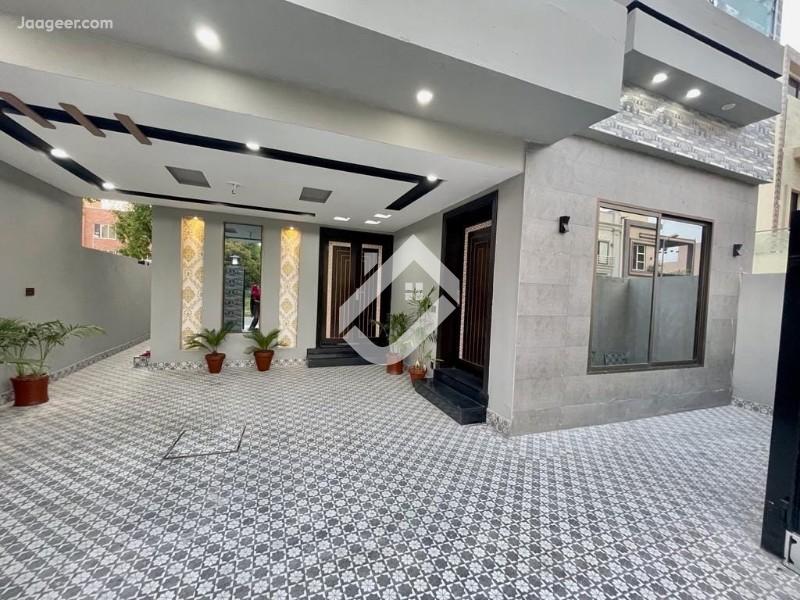 View  8 Marla Double Storey For Sale In Bahria Orchard  in Bahria Orchard, Lahore