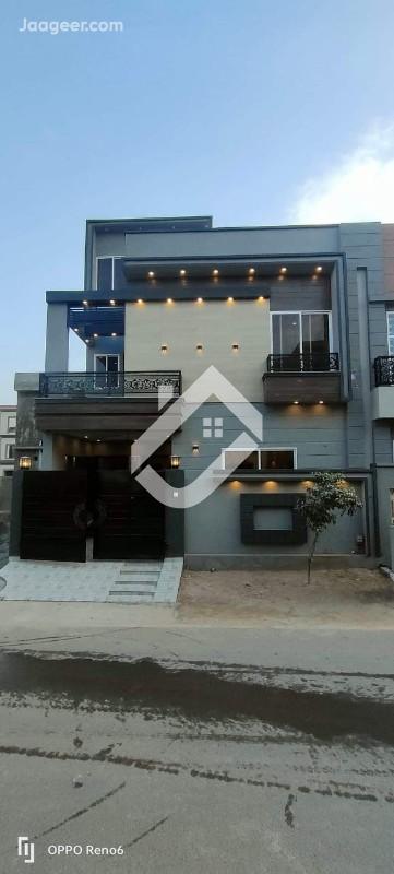 View  5 Marla Double Storey House For Sale In Park View City  in Park View City, Lahore