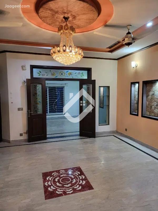 10 Marla Upper Portion  House For Rent In Bahria Town Sector C in Bahria Town, Lahore