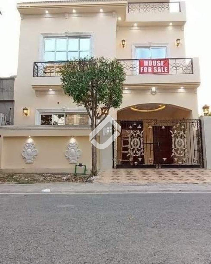 5 Marla Luxury Double Storey House Is Available For Sale In Dream