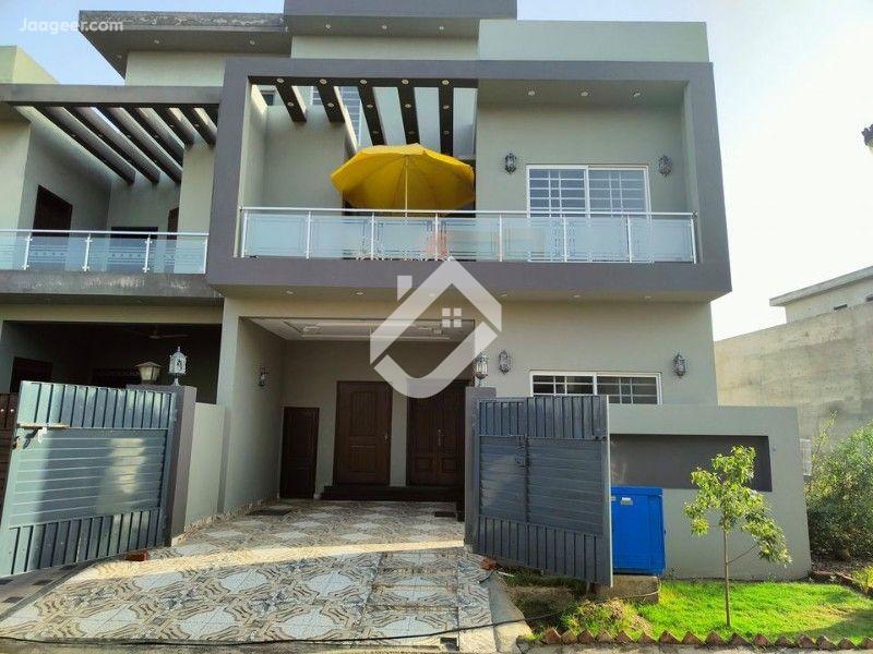 View  7 Marla Beautiful Triple Storey House Is Available For Sale In Lake City Lahore in Lake City, Lahore