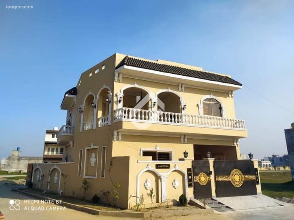 7-marla-corner-house-is-available-for-sale-in-bismillah-housing-scheme