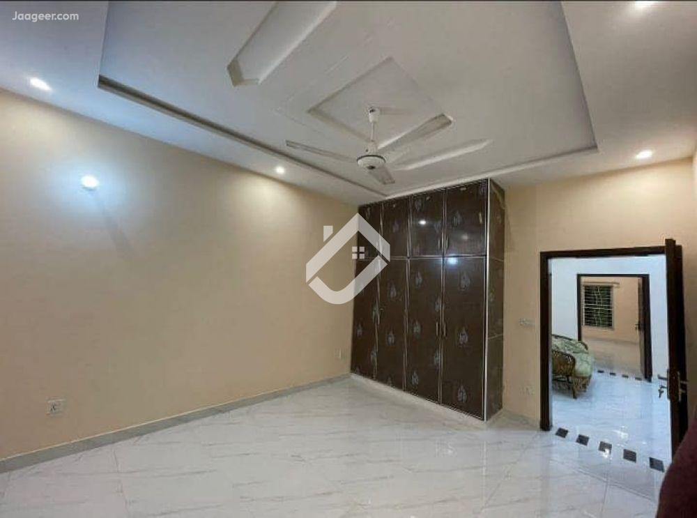 View  8 Marla Upper Portion Is Available For Rent In Bahria Town  in Bahria Town, Lahore